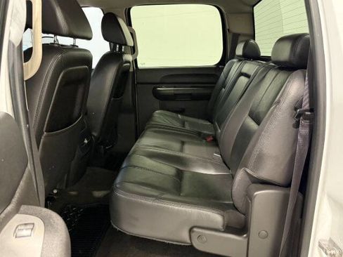 Used 2007 Chevrolet Silverado 2500 LT w/ 2LT Convenience Package image 12