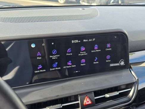Certified 2025 Kia Seltos S AWD/4WD image 27