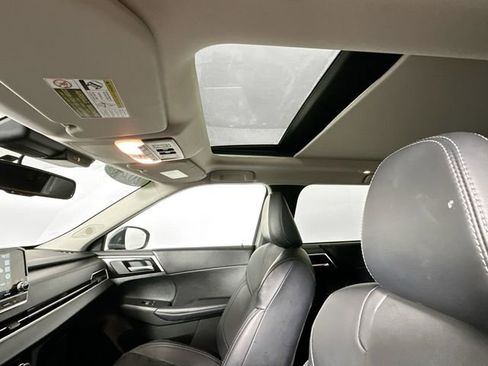 Used 2024 Mitsubishi Outlander SE image 19