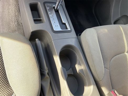 Used 2015 Nissan Frontier SV image 20