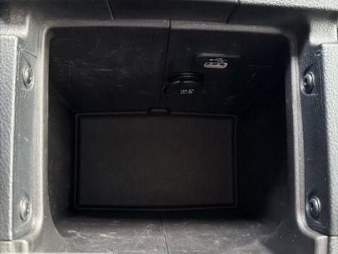 Used 2018 Jeep Wrangler Unlimited Rubicon image 46