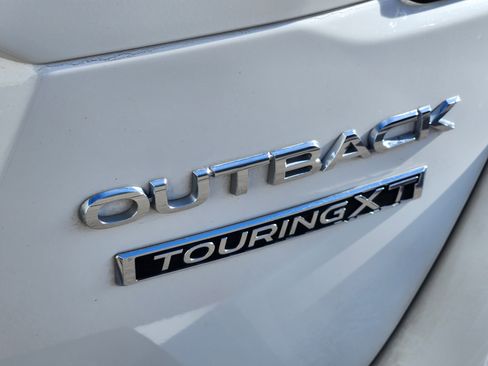 Used 2022 Subaru Outback Touring XT w/ Popular Package #2 image 13