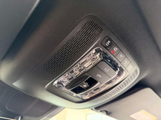 Certified 2026 Mercedes-Benz GLE 350 4MATIC image 32