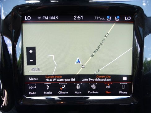 Used 2019 Jeep Cherokee 4WD Limited w/ Luxury Group w/ Luxury Group image 4