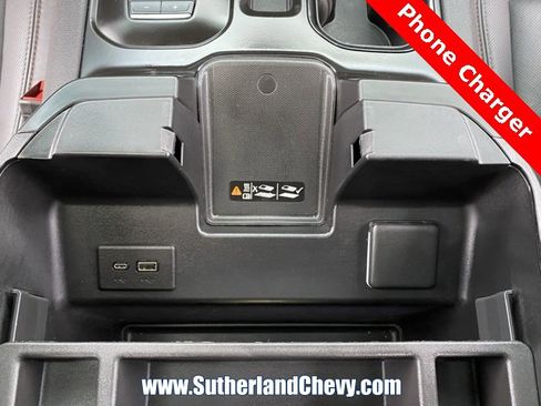 Used 2024 GMC Sierra 2500 AT4 w/ Technology Package image 55