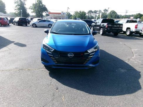 Used 2024 Nissan Versa SR FWD image 3