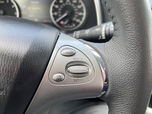 Used 2017 Nissan Murano SL image 24