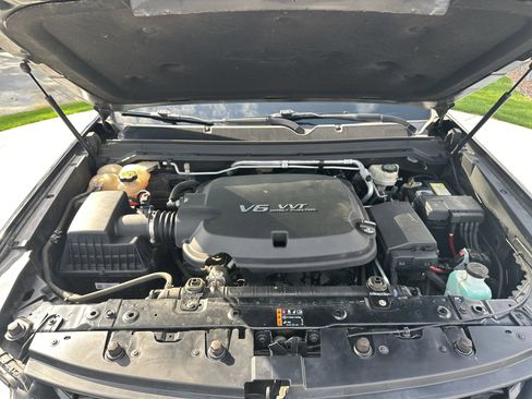 Used 2017 Chevrolet Colorado Z71 image 33