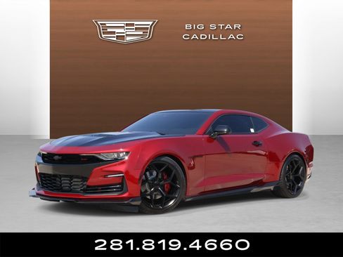 Used 2022 Chevrolet Camaro SS RWD image 1