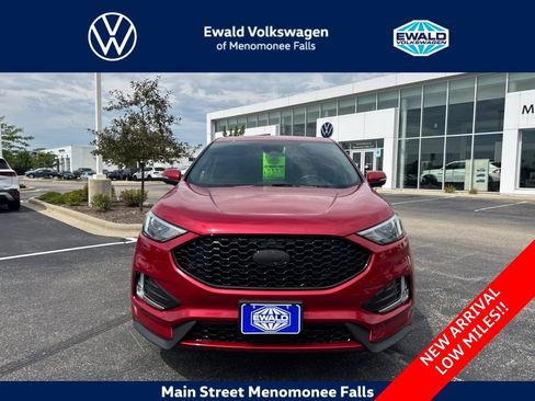 Used 2023 Ford Edge ST AWD/4WD image 2