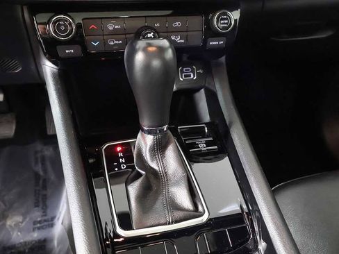 Used 2022 Jeep Compass Altitude w/ Sun and Sound Group image 47