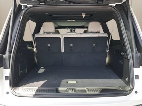 New 2026 Jeep Grand Wagoneer L Limited AWD/4WD image 5