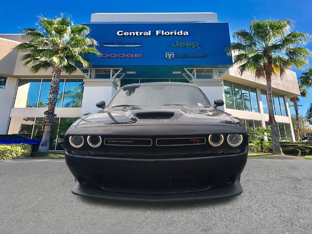 Used 2023 Dodge Challenger R/T RWD image 4