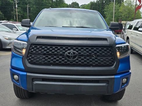 Used 2017 Toyota Tundra Limited w/ Limited Premium Package RWD image 2