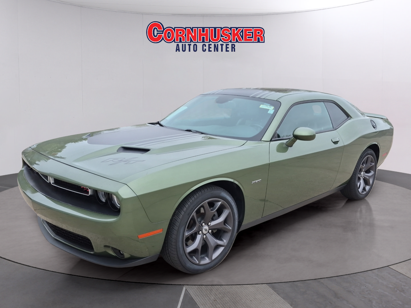 Used 2018 Dodge Challenger R/T Plus RWD image 3