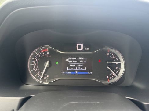 Used 2016 Honda Pilot Touring image 14