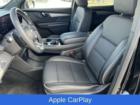 Used 2025 Buick Enclave Preferred image 18