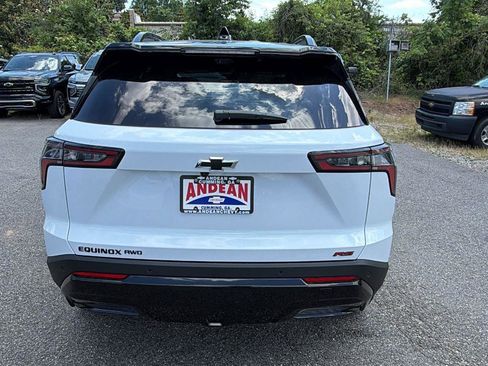 New 2026 Chevrolet Equinox RS w/ Convenience Package III AWD/4WD image 6