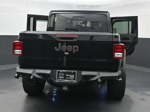 Used 2022 Jeep Gladiator Rubicon w/ Dual Top Group AWD/4WD image 42