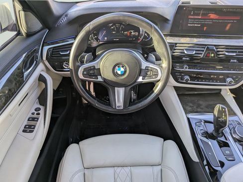Used 2018 BMW 540i RWD image 13