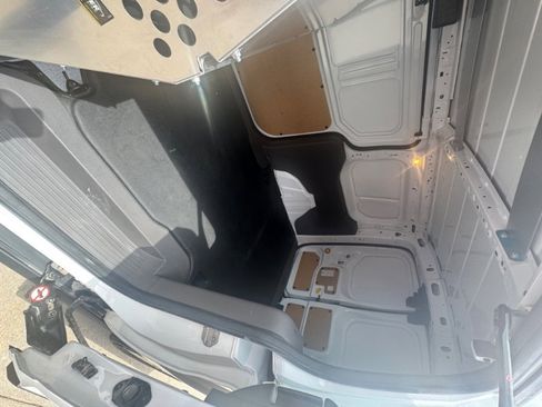 Used 2022 Ford Transit Connect XL w/ CNG/LPG Engine Prep Package image 12