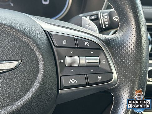 Used 2023 Genesis G70 2.0T image 25