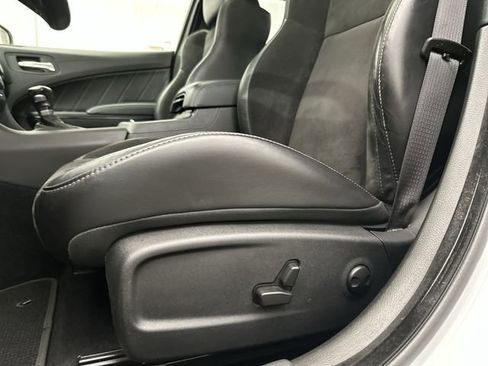 Used 2022 Dodge Charger GT w/ Plus Group AWD/4WD image 17