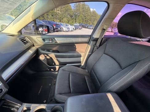 Used 2015 Subaru Legacy 2.5i Premium AWD/4WD image 17