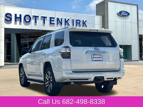 Used 2018 Toyota 4Runner Limited RWD image 7
