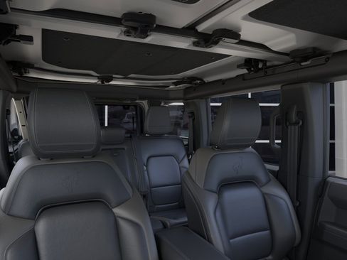 New 2026 Ford Bronco Outer Banks AWD/4WD image 12