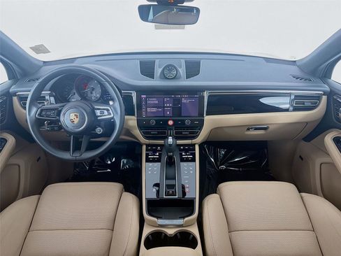 New 2025 Porsche Macan image 16