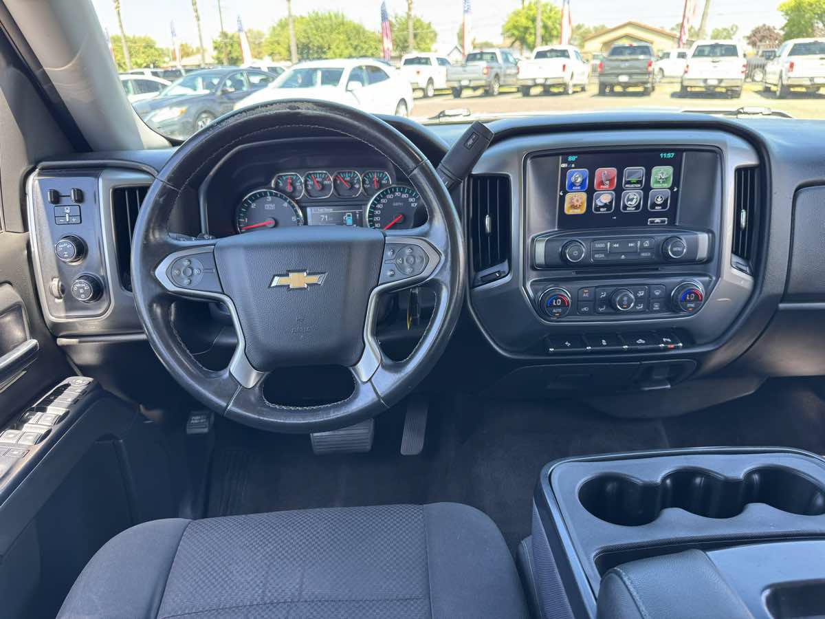 Used 2018 Chevrolet Silverado 1500 LT w/ All Star Edition AWD/4WD image 23