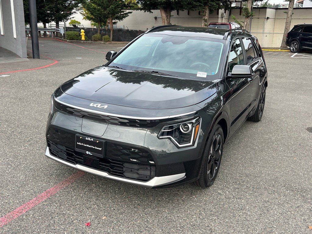 Certified 2023 Kia Niro Wind w/ Wind Preserve Package FWD image 5