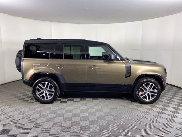 Used 2022 Land Rover Defender 110 X AWD/4WD image 8