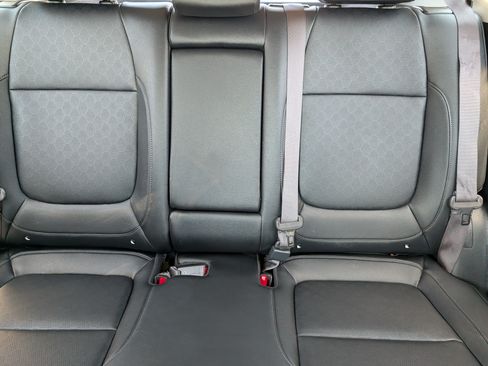 Certified 2023 Kia Seltos SX w/ SX Sunroof Package AWD/4WD image 13