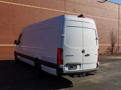 Used 2025 Mercedes-Benz Sprinter 2500 image 20