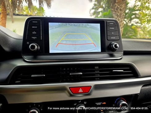 Used 2021 Kia Telluride LX FWD image 37