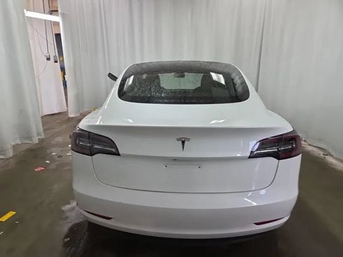 Used 2023 Tesla Model 3 Standard Range RWD image 5