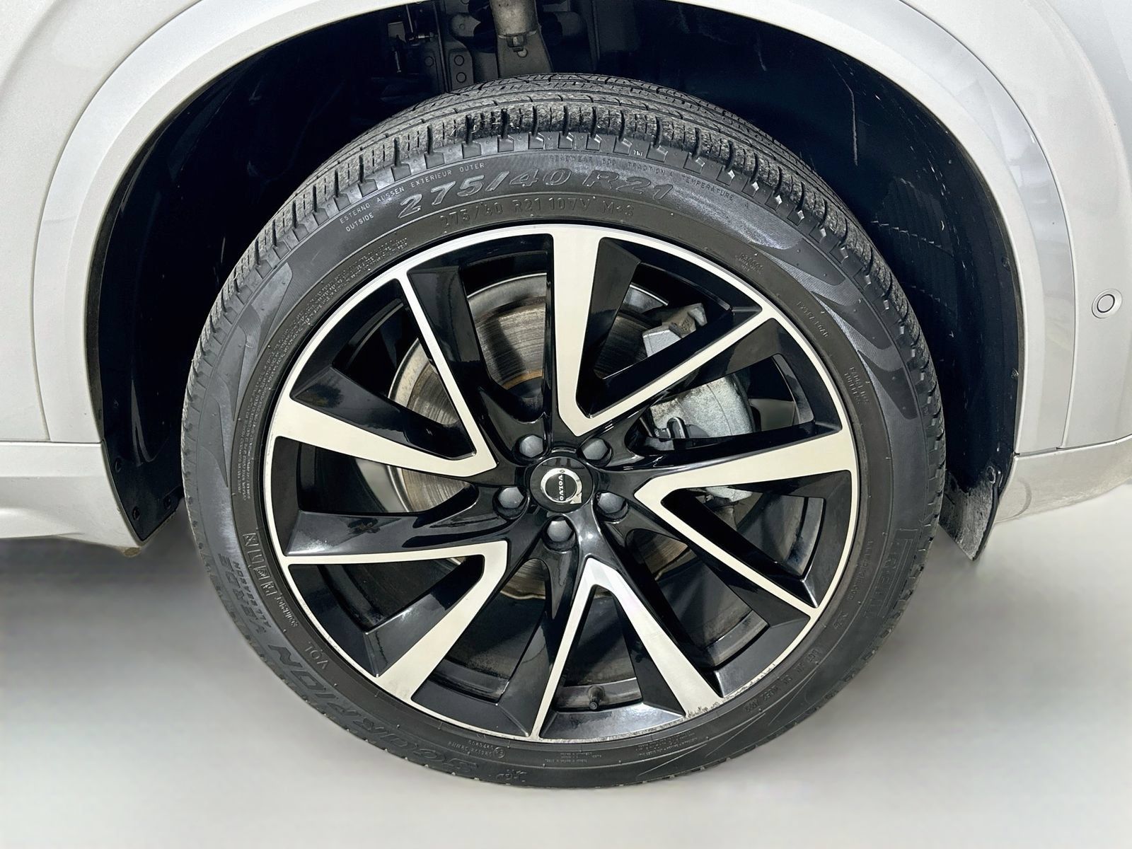 Used 2024 Volvo XC90 B6 Ultimate w/ Protection Package Premier AWD/4WD image 10