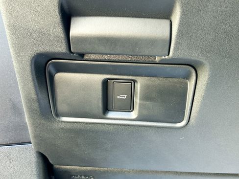 New 2026 Land Rover Range Rover Evoque S image 27