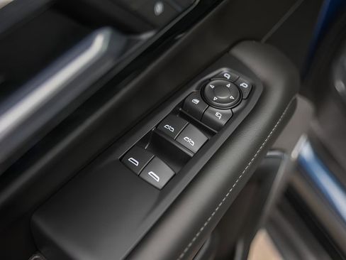 Used 2025 Chevrolet Tahoe LT w/ Comfort Package image 25