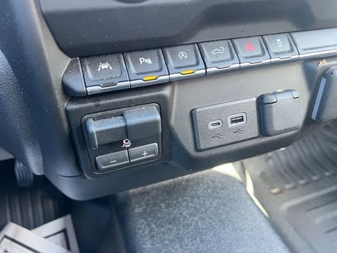 Used 2026 Chevrolet Silverado 1500 W/T w/ WT Safety Package AWD/4WD image 23