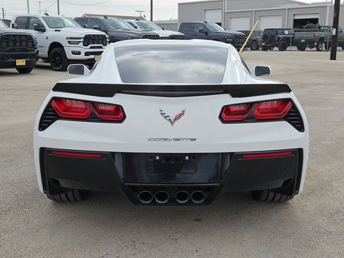 Used 2017 Chevrolet Corvette Stingray Coupe w/ 1LT image 4