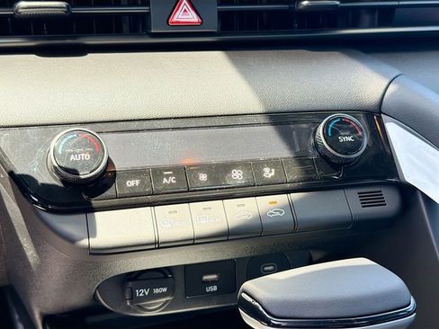 New 2026 Hyundai Elantra Sport FWD image 14
