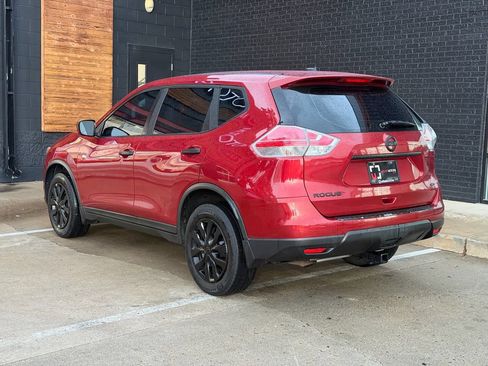 Used 2016 Nissan Rogue S AWD/4WD image 3