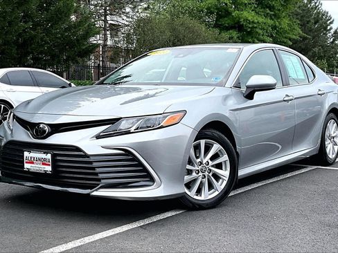 Used 2023 Toyota Camry LE FWD image 1