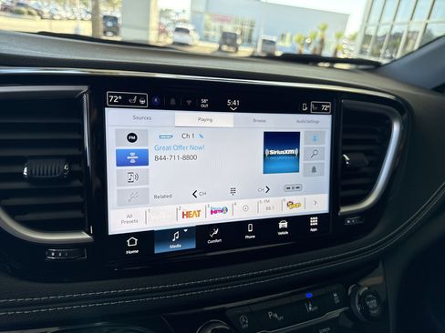 New 2026 Chrysler Pacifica Select w/ S Appearance Package image 25