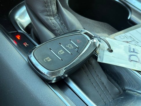 Used 2019 Chevrolet Malibu LT w/ Driver Confidence Package image 36