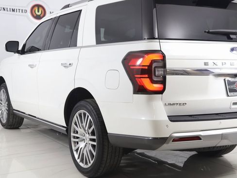 Used 2022 Ford Expedition Limited image 25