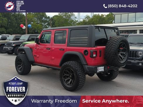 Used 2024 Jeep Wrangler Unlimited Sport AWD/4WD image 4